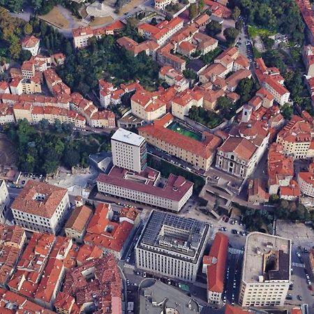 Lodge & Art - San Francesco - Trieste Center ***** Εξωτερικό φωτογραφία